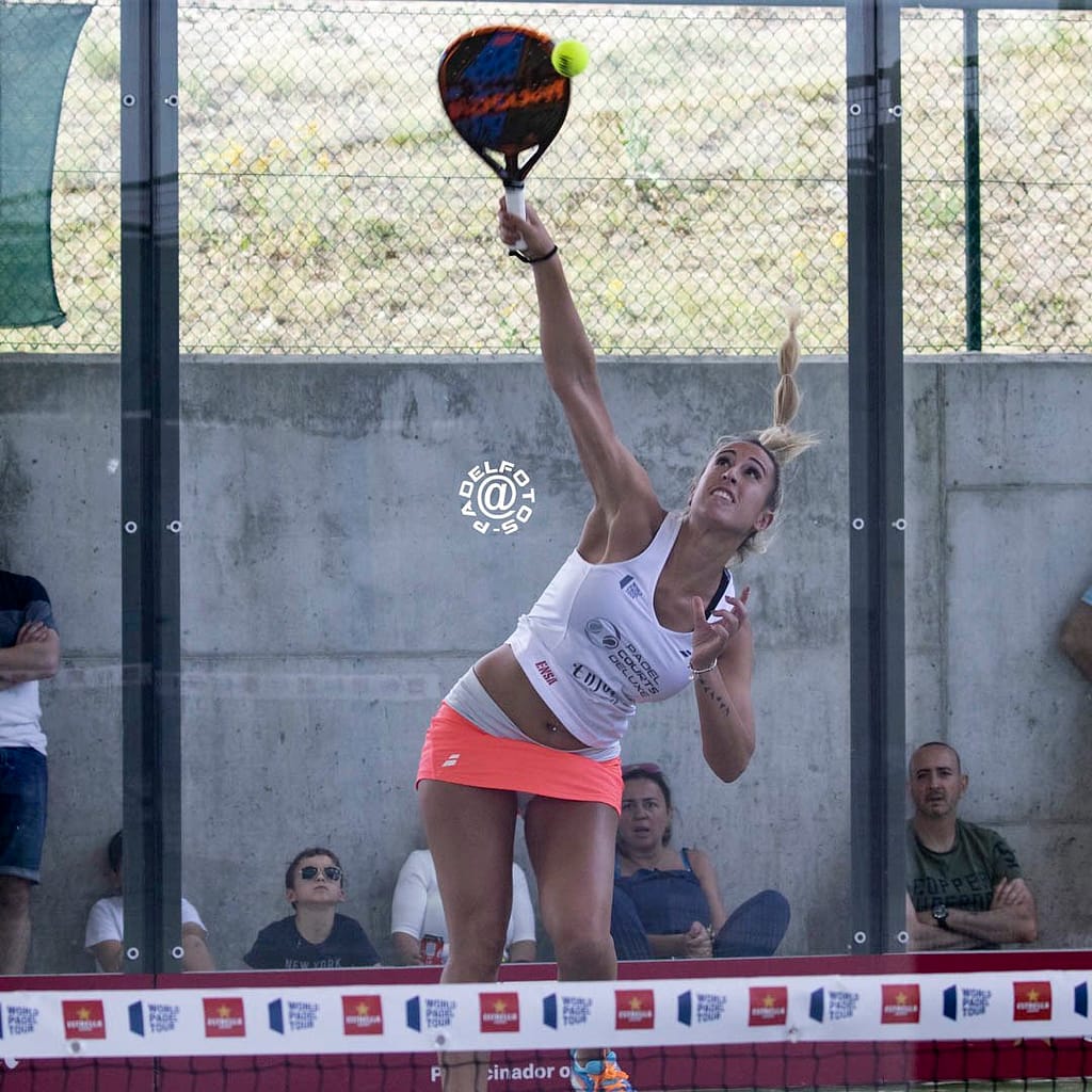 Victoria Iglesias desnuda como reina sexy del padel LUCENPOP FAMOSAS ESPAÑOLAS DESNUDAS
