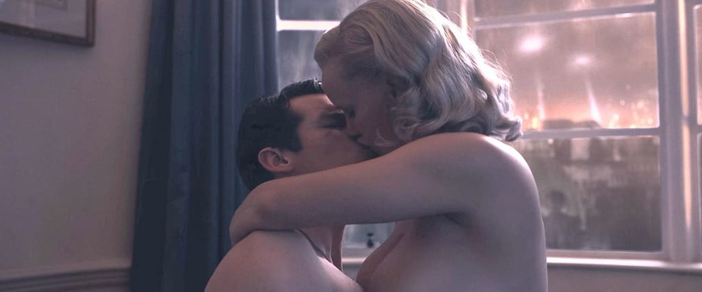 Joanna Kulig desnuda en Maestros del aire Actrices desnudas 