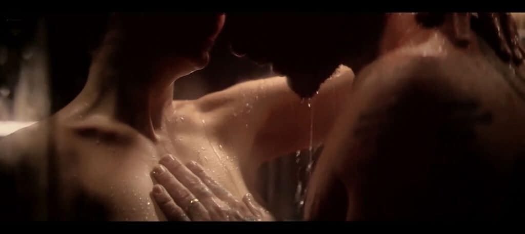 Megan Fox y sus escenas eróticas y efervescentes en Alice (Subservience) (2024) Actrices desnudas
