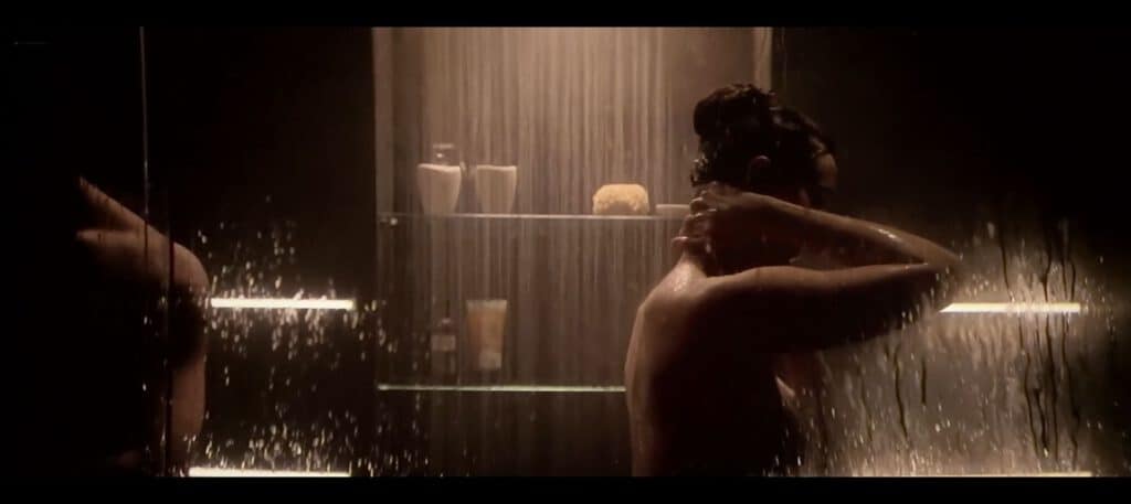 Megan Fox y sus escenas eróticas y efervescentes en Alice (Subservience) (2024) Actrices desnudas