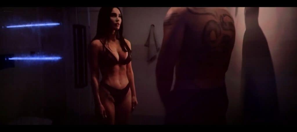Megan Fox y sus escenas eróticas y efervescentes en Alice (Subservience) (2024) Actrices desnudas