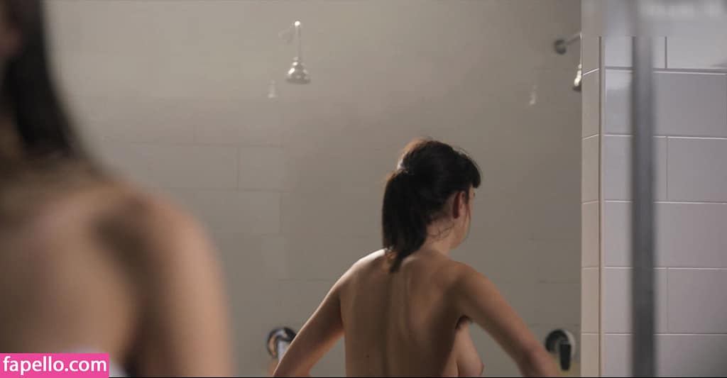 Martina Cariddi desnuda belleza salvaje fuera del canon Actrices desnudas 