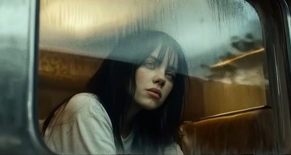 Captura-de-pantalla_2-2-2026_21485_www.youtube.com_-1024x546 Análisis musical | Wildflower de Billie Eilish: la fragilidad como arquitectura sonora