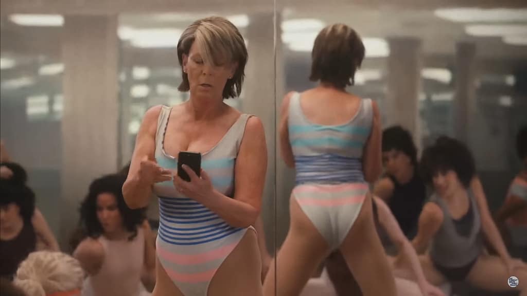 Captura-de-pantalla-825-1-1024x576 Jamie Lee Curtis desnuda un nuevo "Perfect" con Jimmy Fallon