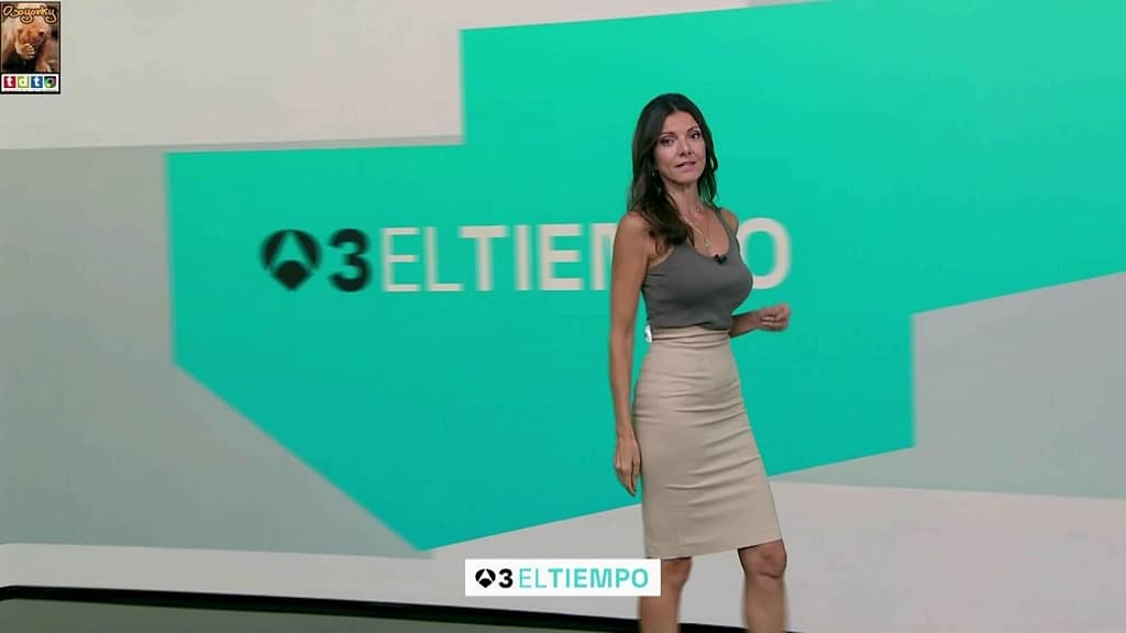 Himar González desnuda su cuerpo y el clima LUCENPOP DESNUDOS 