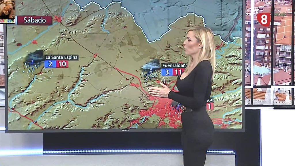 Bea Casado muestra culazo en directo Presentadoras españolas desnudas