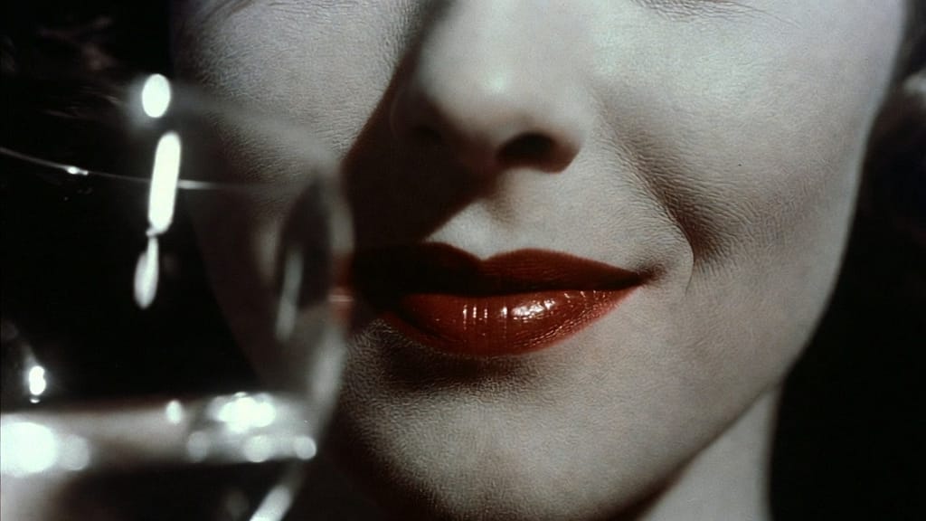 La luz verde de Eleine Marlowe, la primera novela cinematográfica de la historia | Completa Cortos eróticos Marlowe