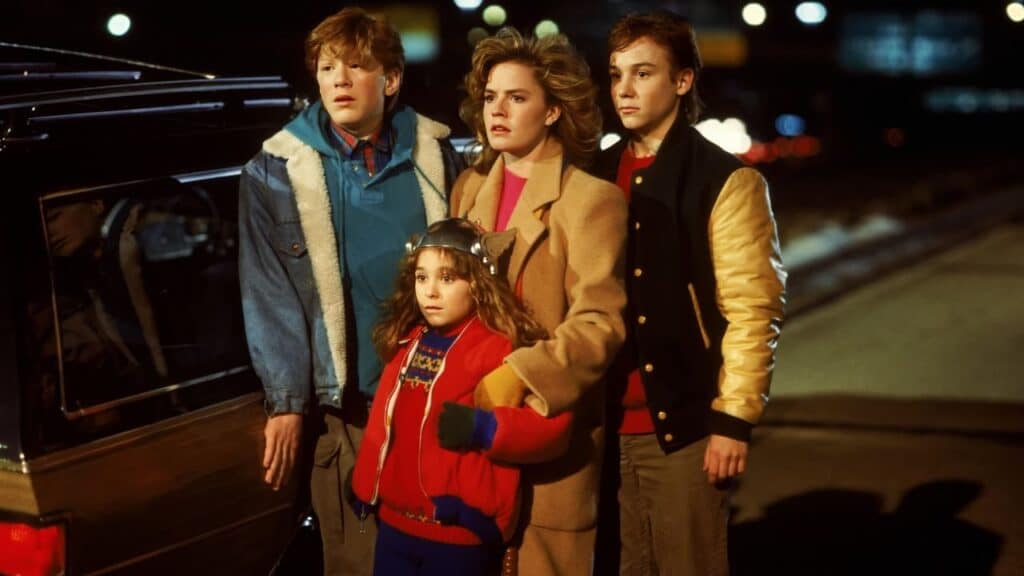 Aventuras en la gran ciudad (1987): la ternura azulada de una noche urbana que nunca existió CINE Y VIDEOJUEGOS 