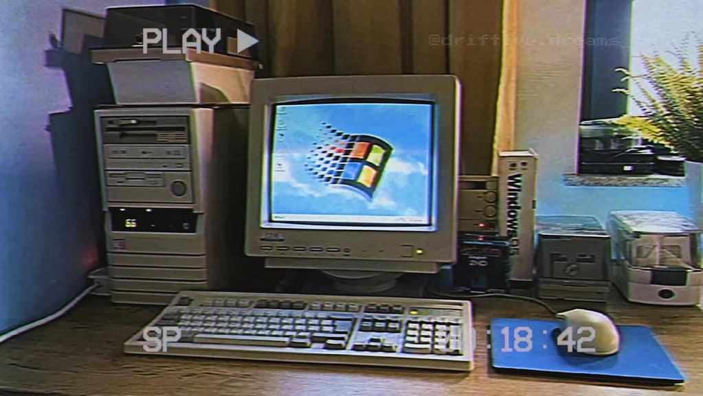 La-edad-de-plastico-y-luz-elegia-del-ocio-en-los-anos-90s-5-1024x577 Visita Passionatte Lucenpop: iconografรญa erรณtica, cultura y entretenimiento