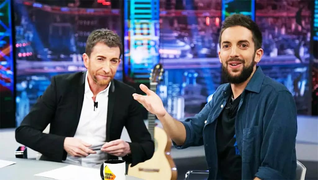 La absurda guerra civil española 2.0: Broncano vs. Motos, y las trincheras digitales de la modernidad TENDENCIA POPULAR 