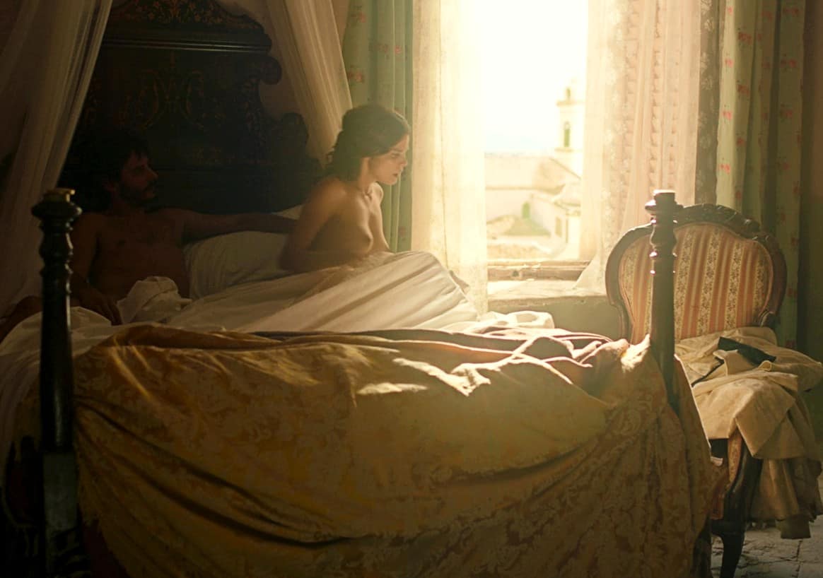 Juana Acosta desnuda en La Templaza de Amazon Prime Video
