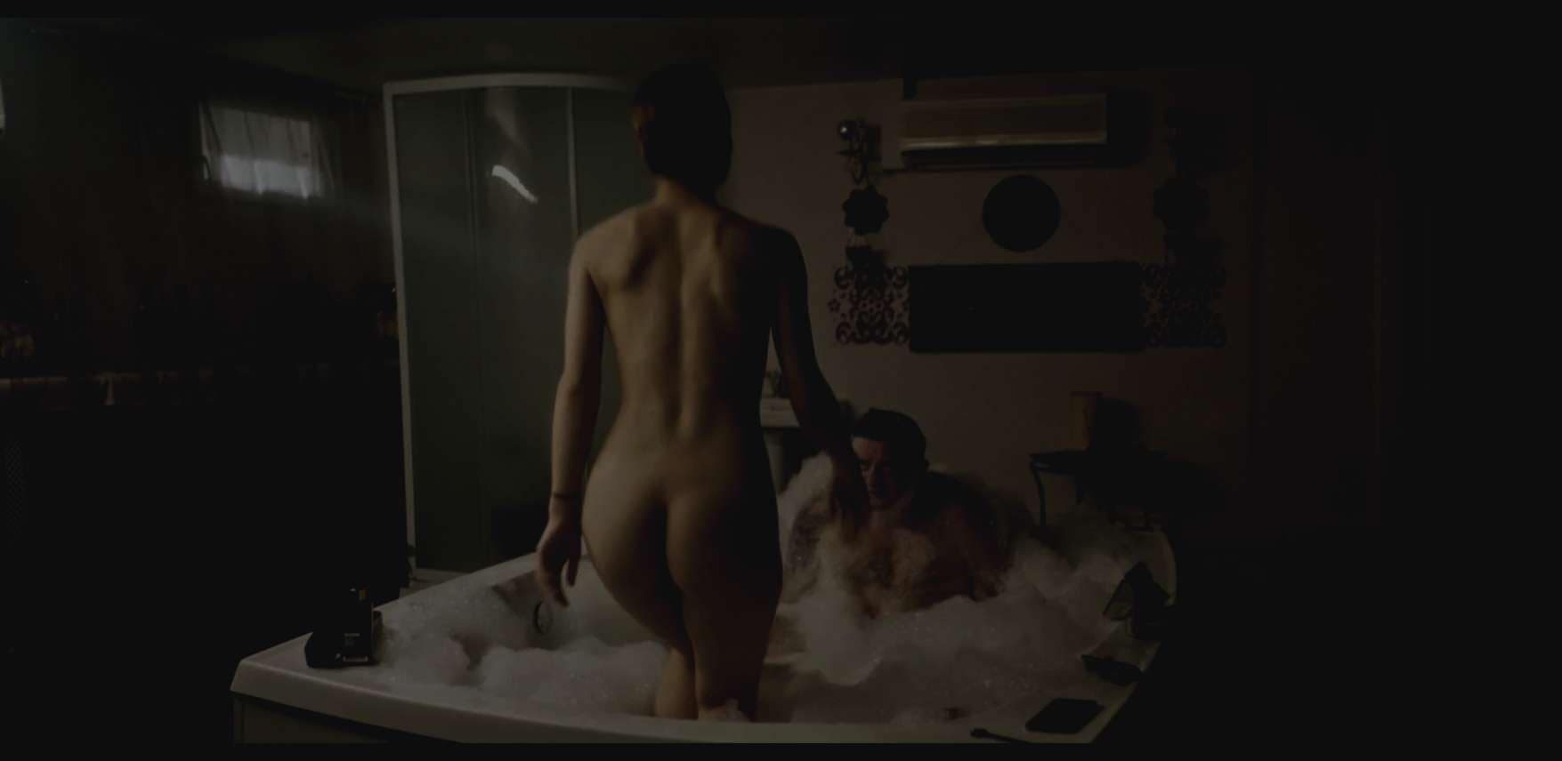 La dictadura de la penumbra: el ocaso de la luz en el cine moderno 4 Anna Shepeleva nude Angelina Strechina Lina Mirimskaya and other nude and sexy in Syostry RU 2024 s2e1 5 1080p Web 06 fotor 2025032519929