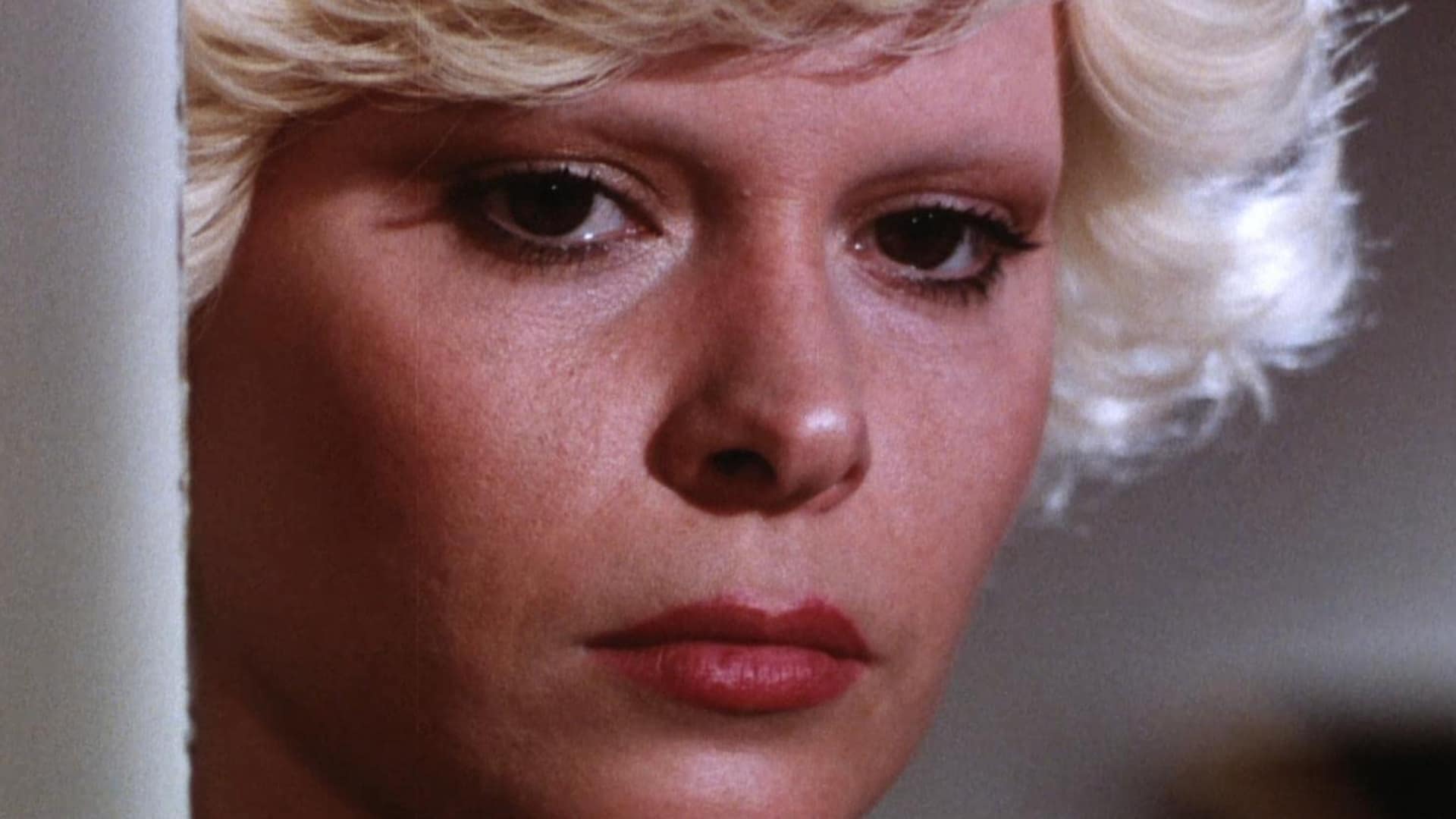 still_0_3_1920x1080 Videoclub erótico gratis | La complejidad de los deseos: un análisis de Aberraciones sexuales de una rubia caliente