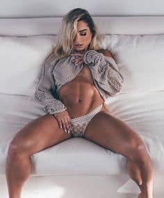 Vanessa Mejia desnuda y sexy PIN-UPS PASSIONATTE
