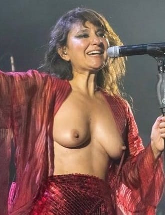 Cantantes espaรฑolas desnudas Cantantes desnudas