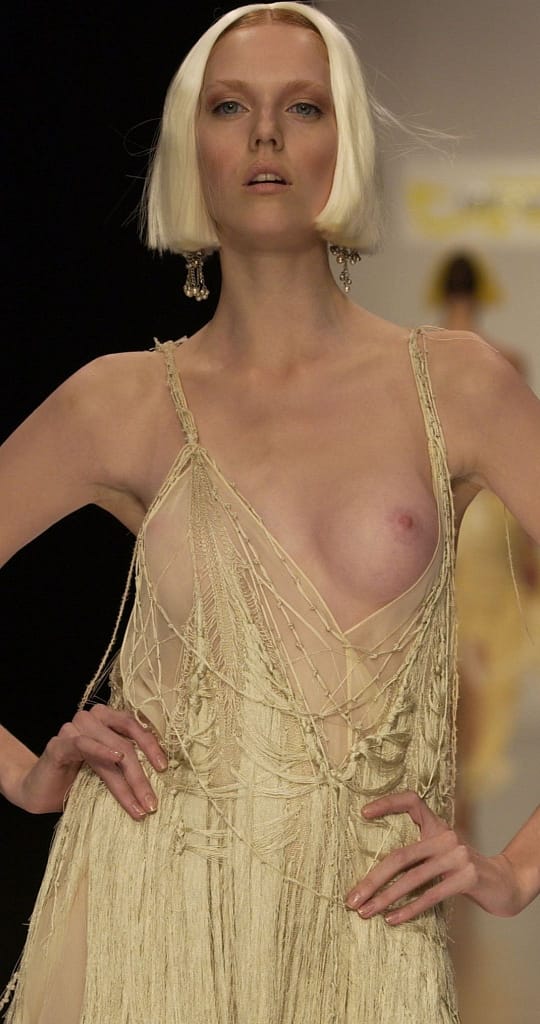Tetas y descuidos de pasarela by Passionatte (incluida la Patiño y Hadid) Modelos