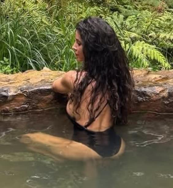 Screenshot_20250902-1101172 GRACIELA ÁLVAREZ LOBO DESNUDA ( TOPLESS EN BIKINI Y TRANSPARENCIAS) | Grand Prix