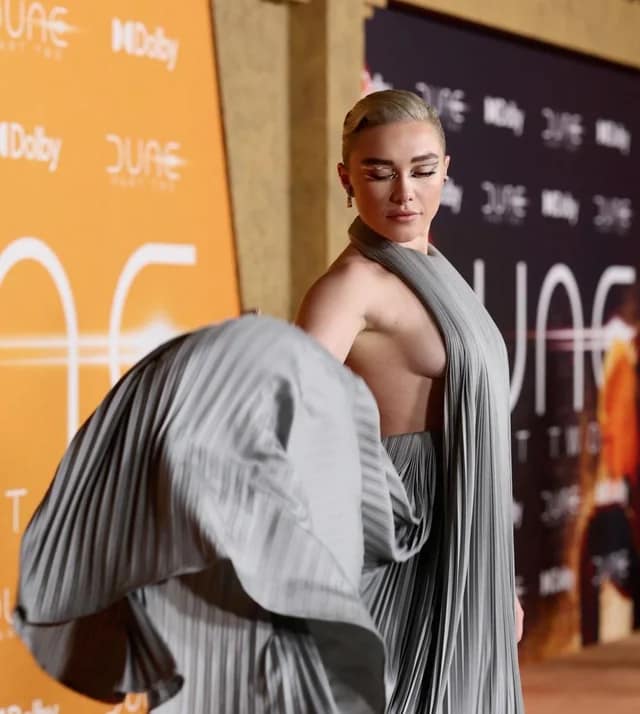 Florence Pugh al desnudo antes de Thunderbolts Actrices desnudas 