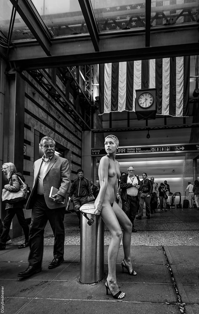Erotismo en las calles by Passionatte Desnudo artístico 