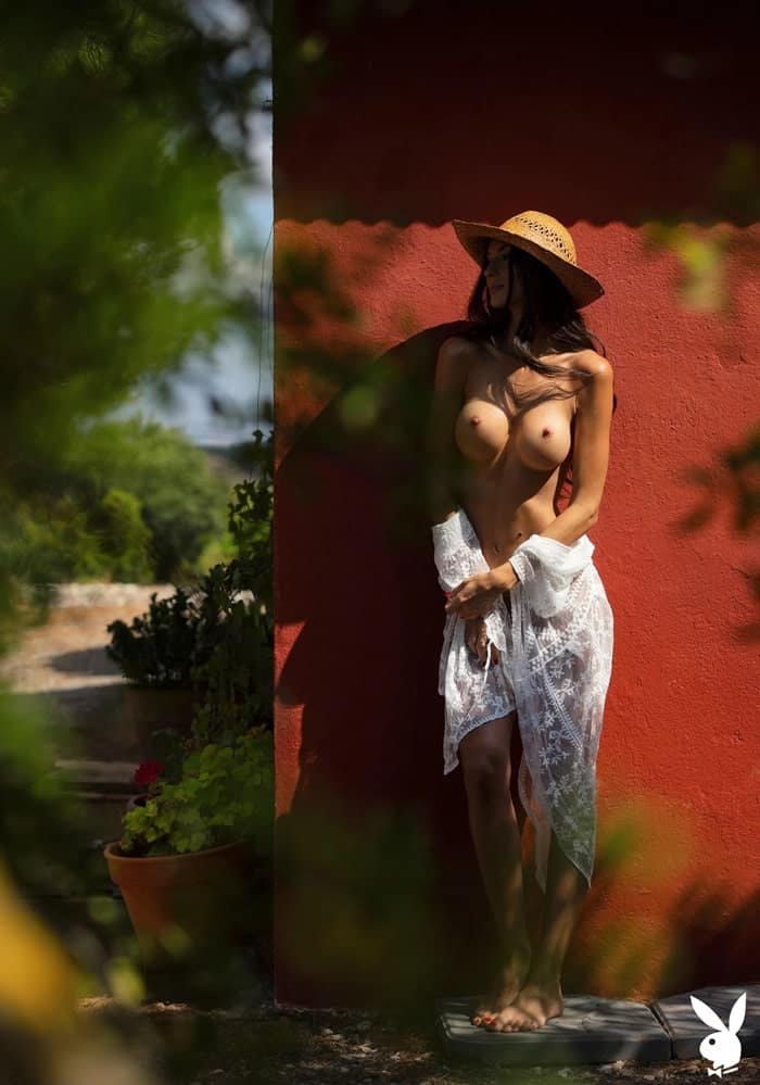 Zuriñe Aspiunza desnuda, la modelo bilbaina posando para Playboy Top Models