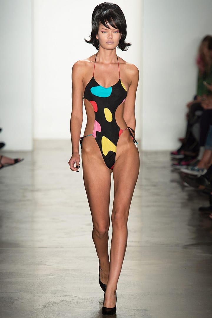Frida Aasen desnuda para Passionatte 1 Frida Aasen Jeremy Scott SS 2014 Fashion Show New York 1 1367x2048 1