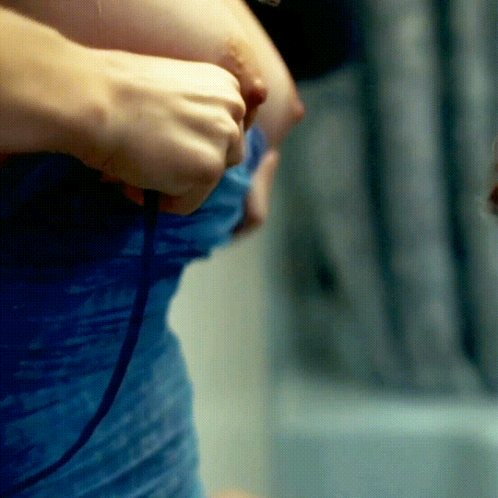 Sydney Sweeney desnuda el lado más sexual del contenido adolescente (Euphoria, 2026) 2 Sydney-Sweeney-Se-Saca-Las-Tetas-90