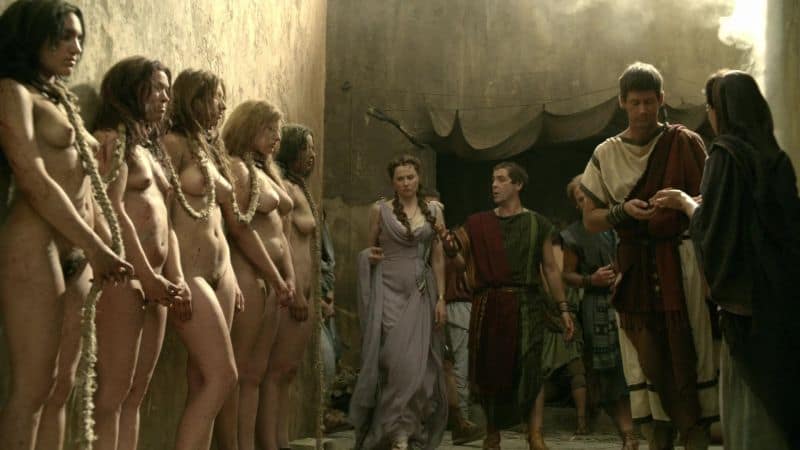Arena de deseo y violencia: La gladiadora en el cine de explotación de serie B como símbolo de erotización y dominación Actrices desnudas Desnudo artístico 