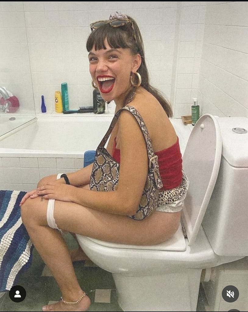 Martina Cariddi desnuda belleza salvaje fuera del canon Actrices desnudas