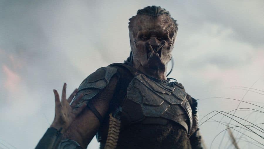 Crítica ‘Predator: Badlands’: cuando el músculo pesa más que la trama CINE Y VIDEOJUEGOS