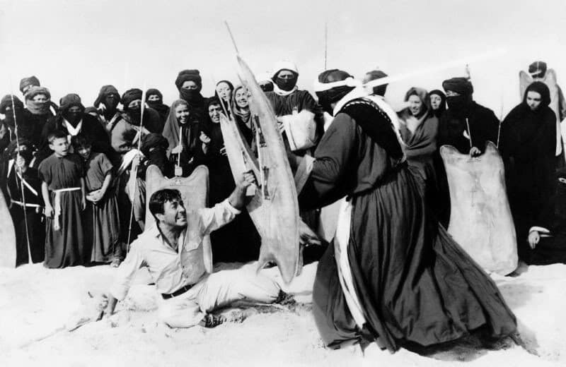 Análisis fílmico de 'El valle de los reyes' (1954): arqueología fílmica en el corazón de Egipto CINE Y VIDEOJUEGOS