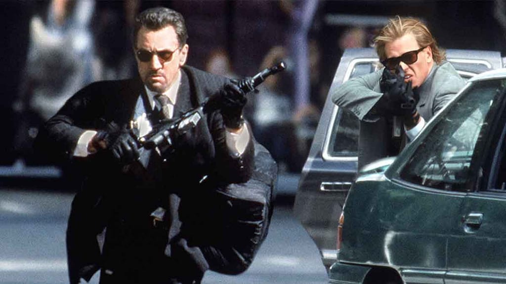 Cuando la ley llevaba una pistola: del policía de carne y hueso al superhéroe urbano CINE Y VIDEOJUEGOS CULTURA Y OPINIÓN